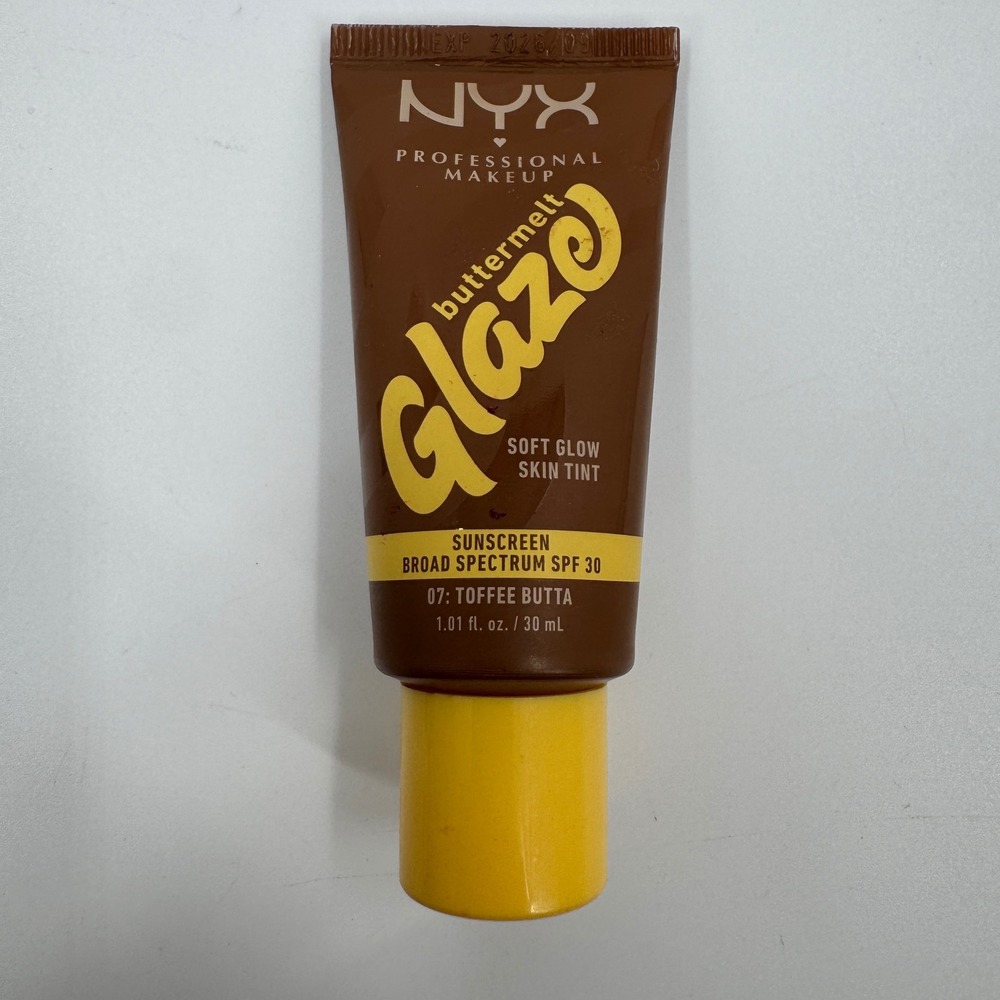 NYX Buttermelt Glaze Soft Glow Skin Tint SPF 30‎ 07 Toffee Butta 1.01oz 30ml